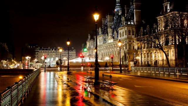 Paříž, v noci, města