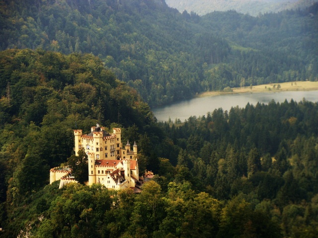 Německo, hrad, hrady a zámky v Německu, krása, les, hory, jezero