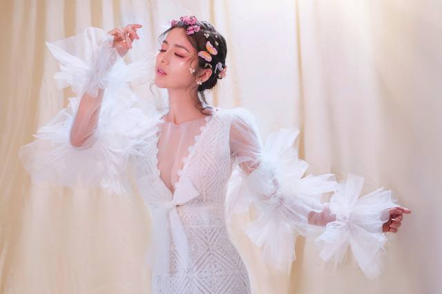 girl, Asian, dress, butterfly, the bride