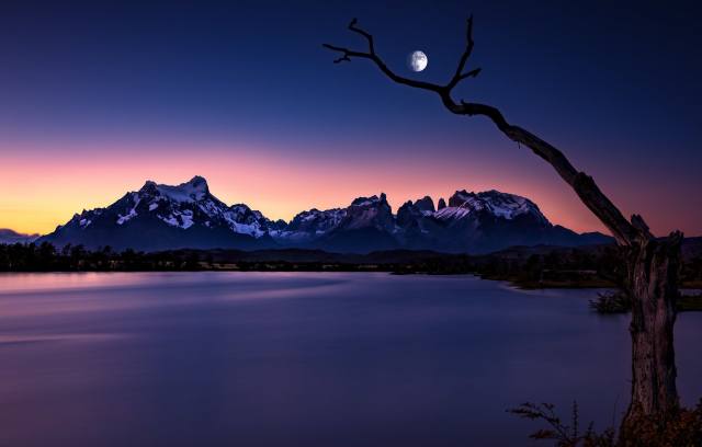 the sky, the moon, mountains, the lake, Chile