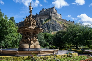 Skotsko, hrad, krása, zámky Skotsku, Fontána, socha, park, krása