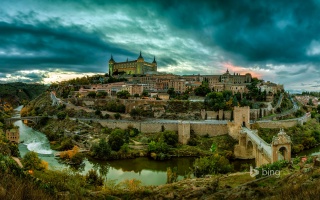Toledo, Španělsko, toledo, Španělsko, krajina, kopec, hrad, doma, věž, stromy, nebe, mraky, západ slunce, řeka, most