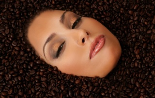 Anetta Keys, creative, photo, face, coffee, piercing