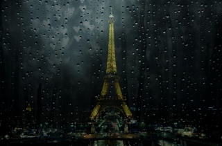 Ейфелева вежа, Париж, краплі, сердечка