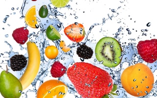 фрукты, вода, авокадо, абрикос, Киви, ежевика, малина, клубника, банан, лайм, белый фон