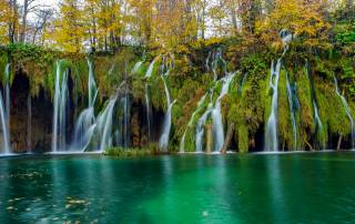 осінь, озеро, водоспад, Хорватія, Plitvice Lakes national park, скеля, природа