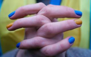 woman, Ukrainian national flag, fingernails, UKRAINE