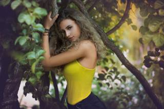 girl, portrait, view, tree, leaves, photo, Tanya Markova