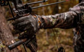 Lightweight Shooters Gloves, archery, hunting season