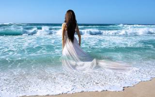 девушка, платье, брюнетка, небо, волны, пляж, песок, горизонт, океан