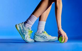 womens tennis shoes, Asics, sneakers, tennis